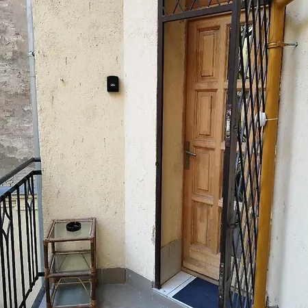 Buda Castle Apartamento *